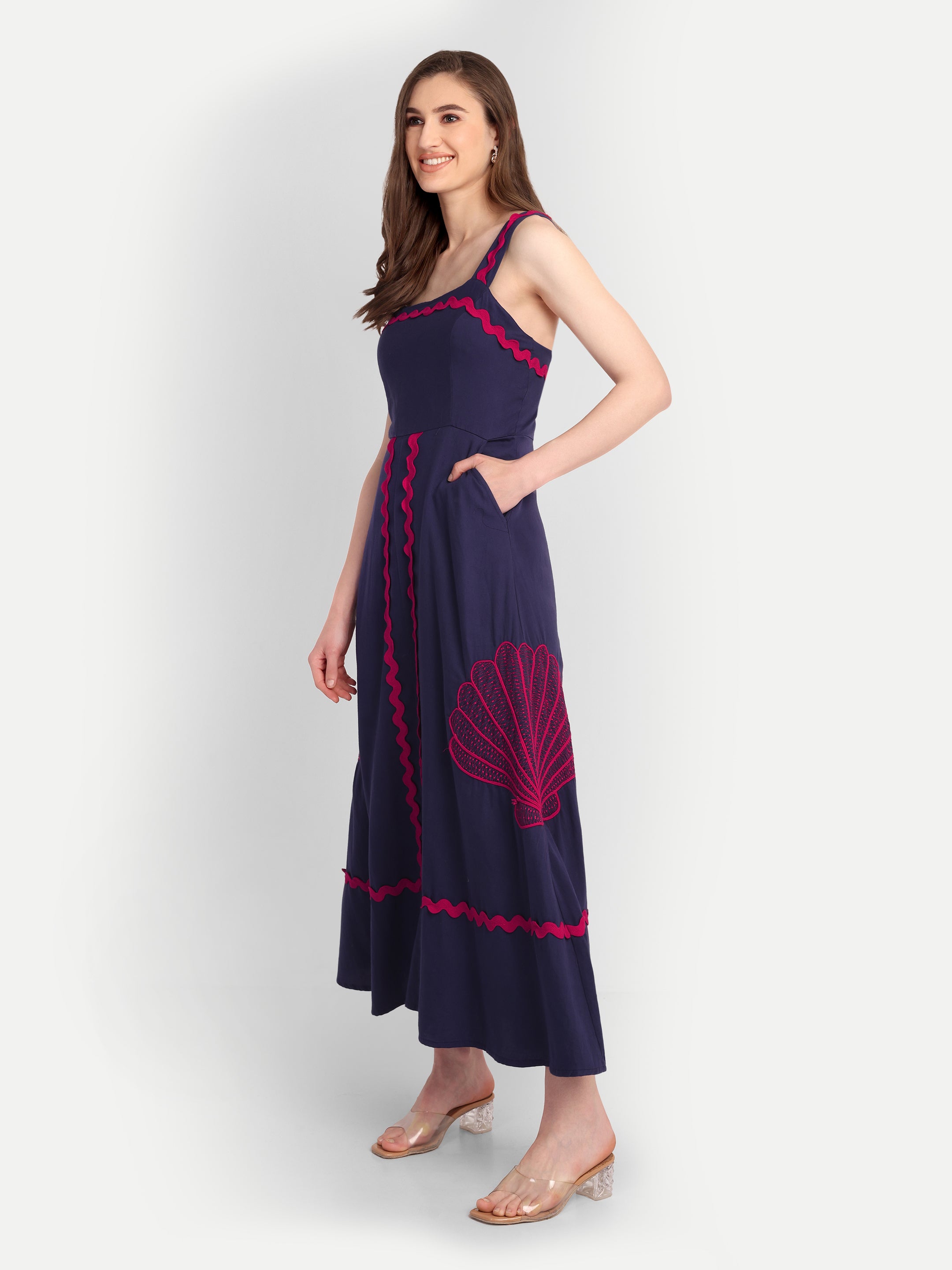 Noor Midi Dress