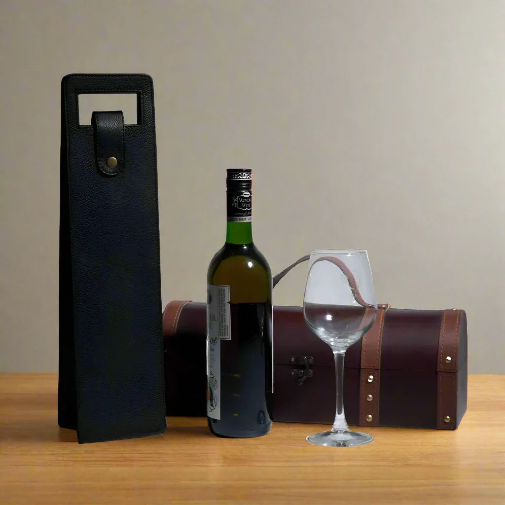 Vegan Leather Wine Bottle Holder/Wine Bag (Black)