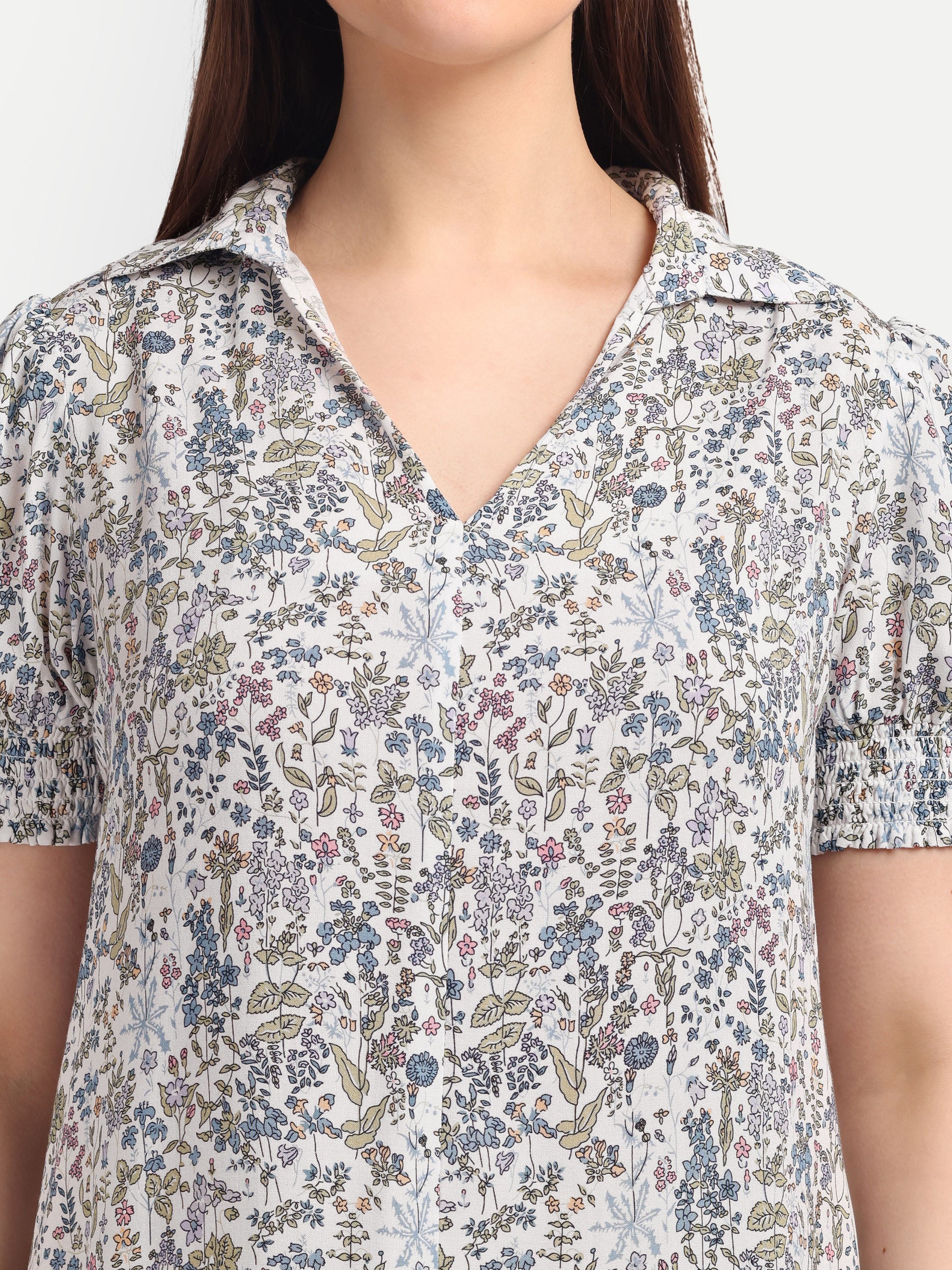 Floral Puff-Sleeve 
Shirt Dress